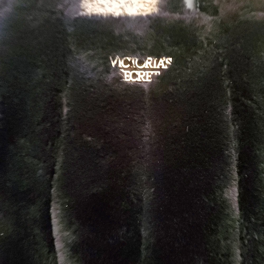 Victoria Secret Hobo Weekender Black‎ Faux Fur Bag Overnight Shoulder Bag